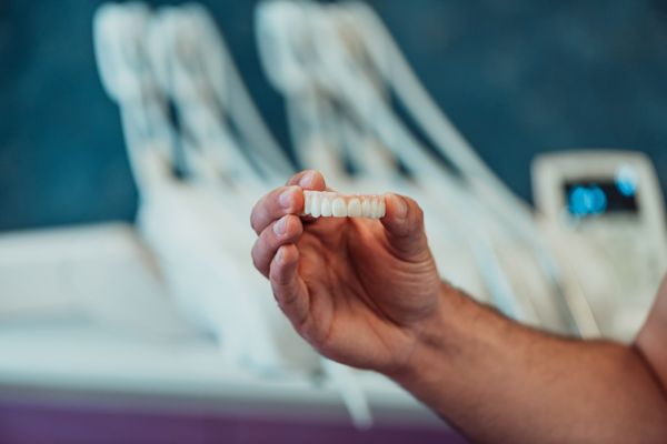 Common Misunderstandings About Traditional Dentures